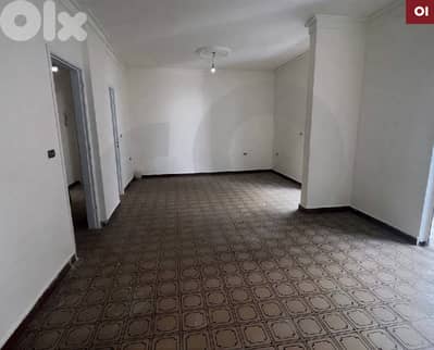Well maintained building in Zoukak al blat/زوقاق البلاط REF#TD129865