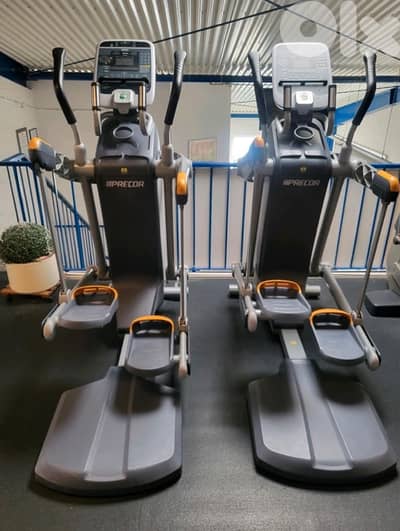 Precor Elliptical made in usa fe mna 4 like new delivery available