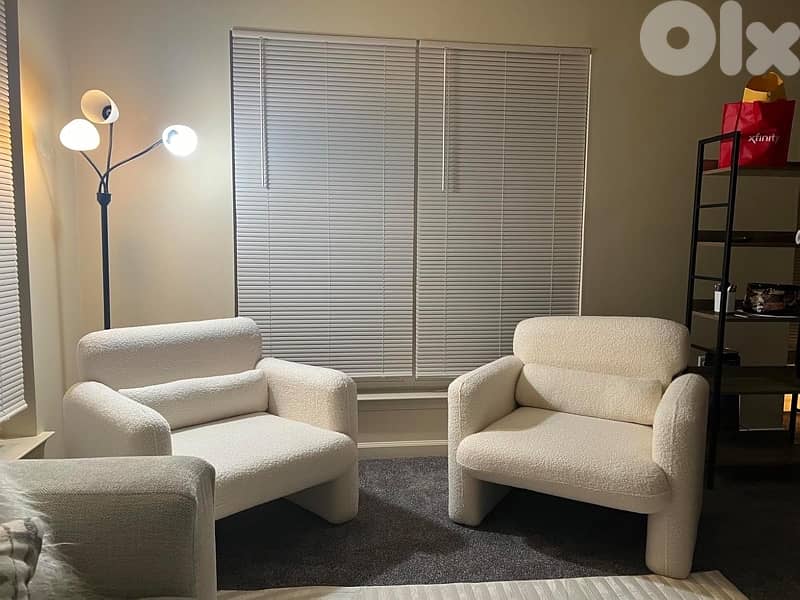 accent chair 1