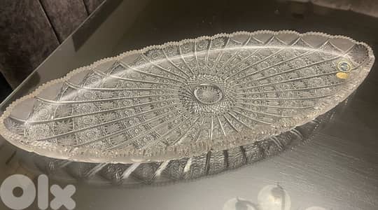 صحن كرستال بوهيمي كبير الحجم نقش ناعم درجه اولى عدد (1) 20cm * 54cm