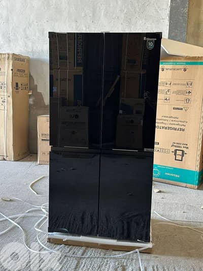 Refrigerator Hisense 33ft Black براد هايسنس أسود زجاج إنفرتر