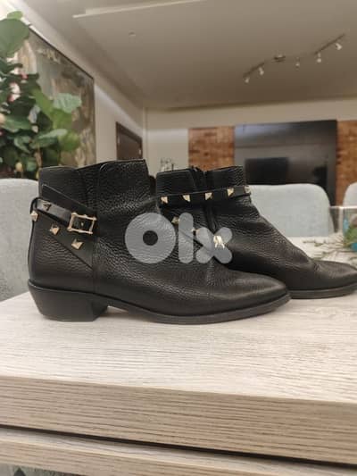 Valentino garavani rockstud ankle boots