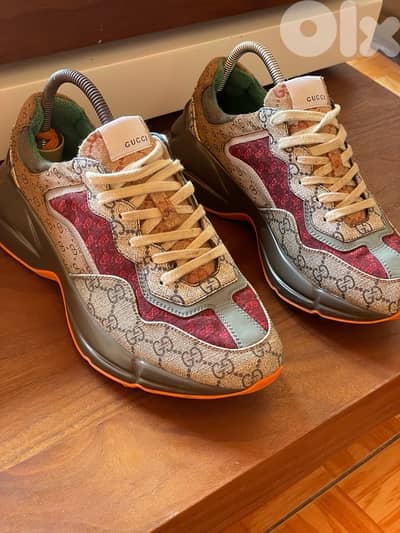 Gucci  Rhyton