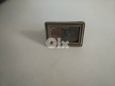 Very small frame - Not Negotiable