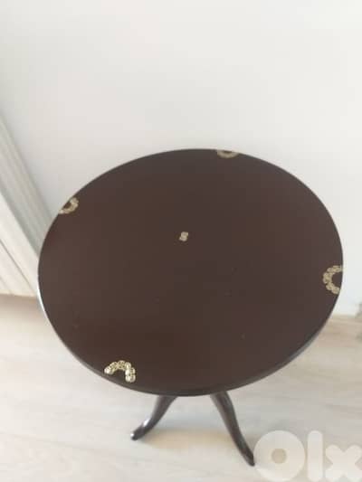 Side Table very good condition