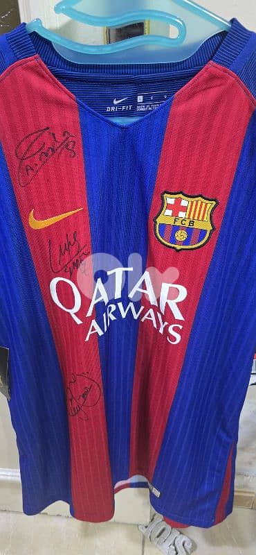 FC Barcelona T-Shirt signed