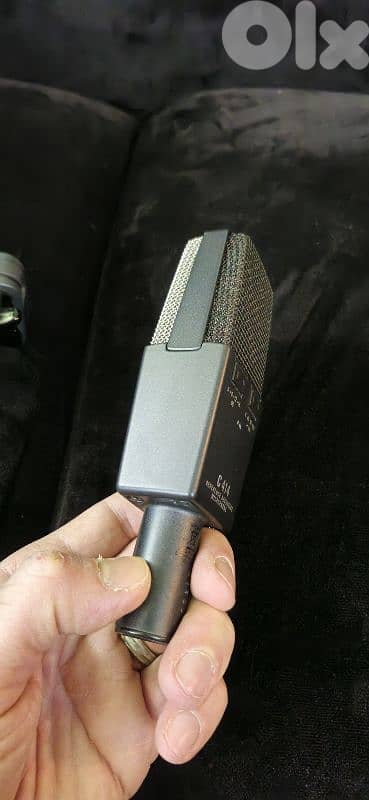 AKG XLS condenser studio microphone 5