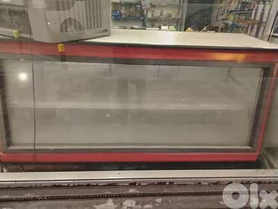 shop refrigerator