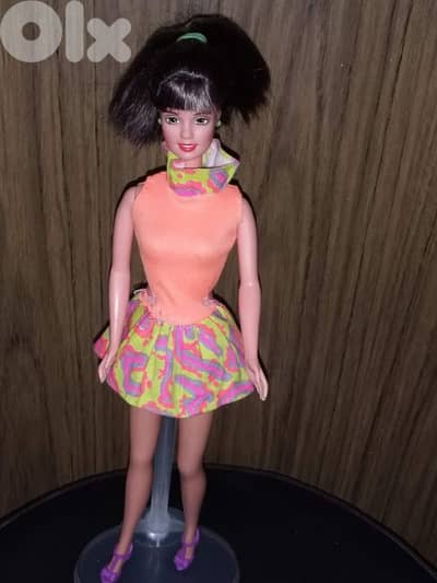 SIT IN STYLE TERESA Mattel 1999 dressed+shoes as new doll bend legs