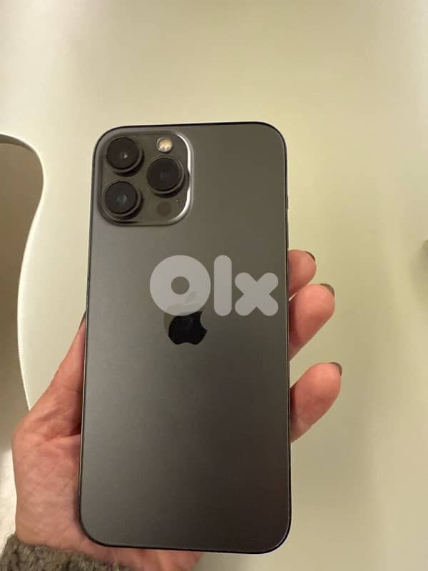 iPhone 13pro Max 1