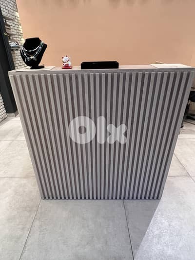 Desk with drawer and lock for shop - مكتب خشب