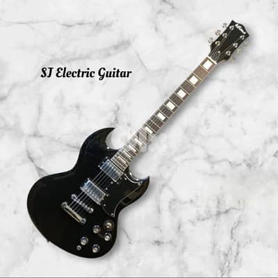Electric Guitar باكيج الكتريك جيتار شبه جديد – مع إضافات وهدايا