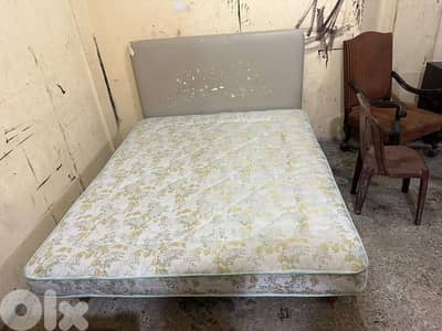 تخت مجوز مفرش امركاني مع فرشة Sleep Comfort