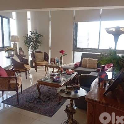 Apartment For Sale in Achrafieh 450000$ شقة للبيع في الأشرفية