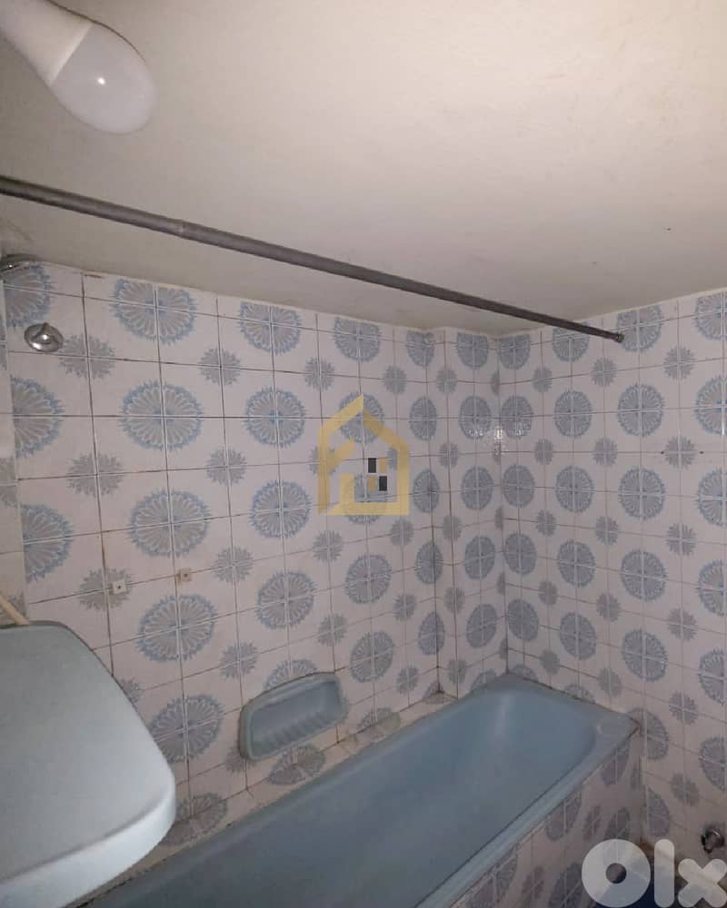 Building for sale in Achrafieh EA265 مبنى للبيع في الأشرفية 6