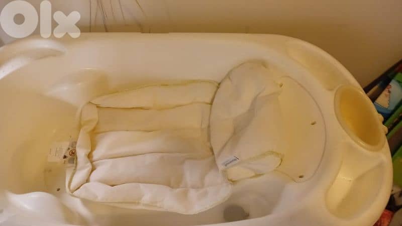 bath and changing 1