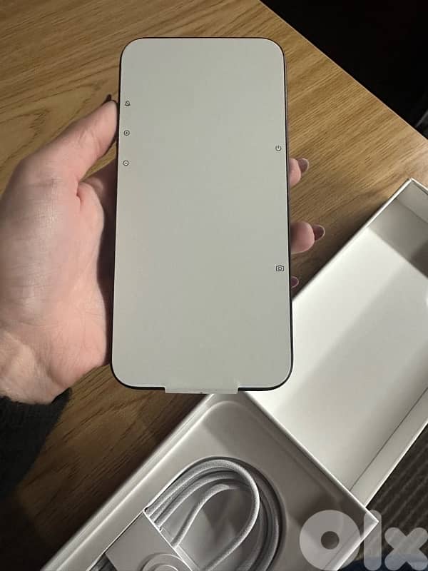iphone 16 plus , 512 GB 3