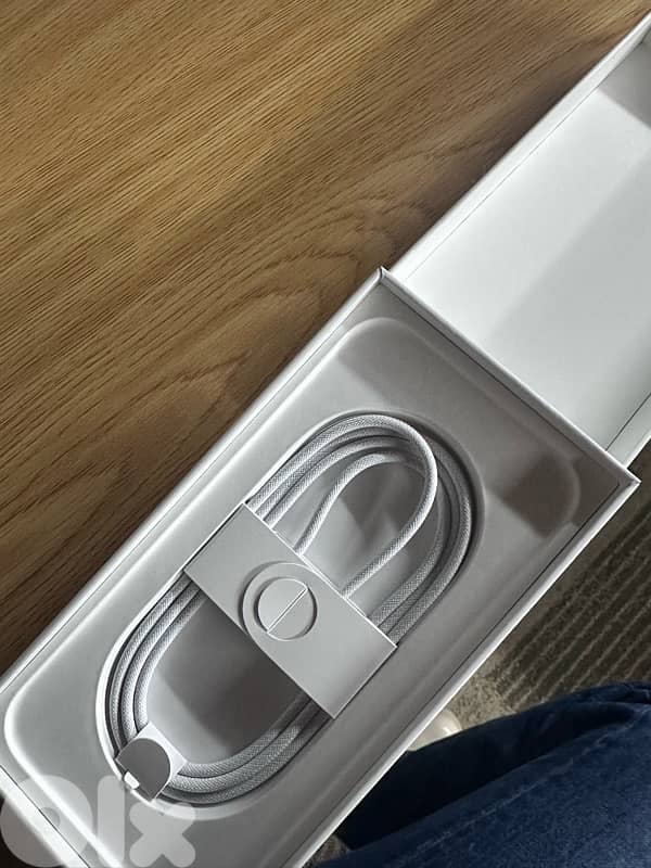 iphone 16 plus , 512 GB 5