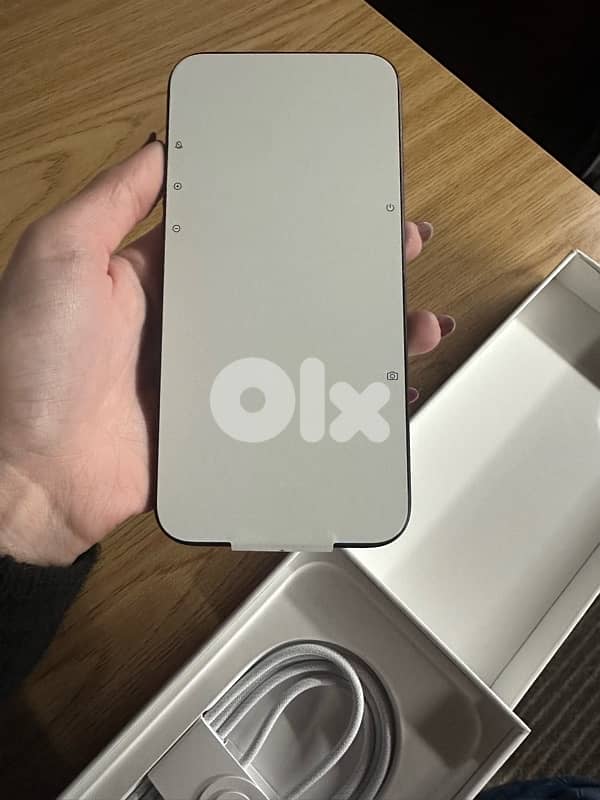 iphone 16 plus , 512 GB 7