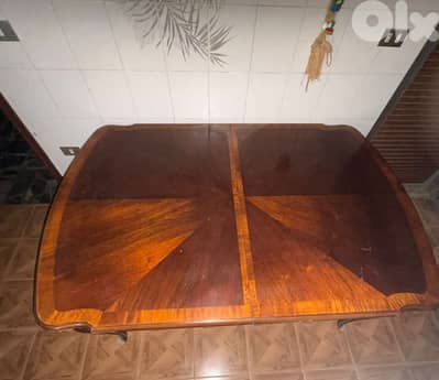 dinning table