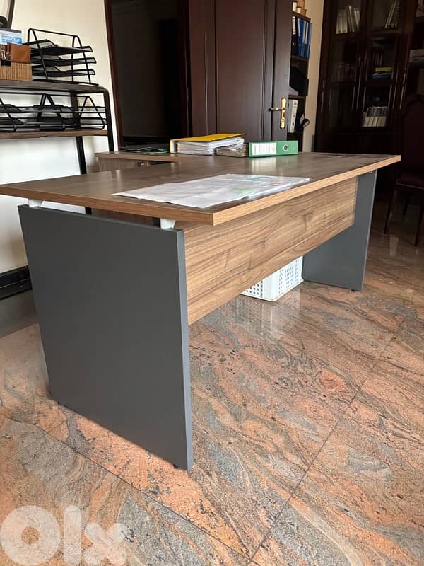 Office Desk 1