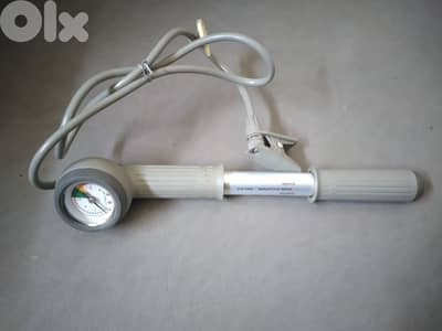 Manual air pump