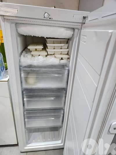 Freezer Midea