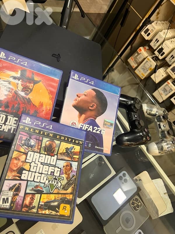 ps4 slim 1