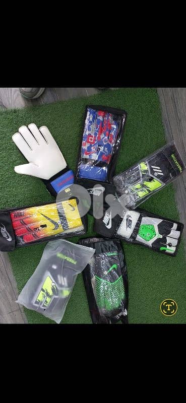 football and gloves shoes original adidas w nike w puma كفوف كرة قدم 12