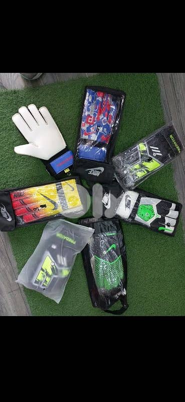 football and gloves shoes original nike w adidas w puma كفوف كرة قدم 7