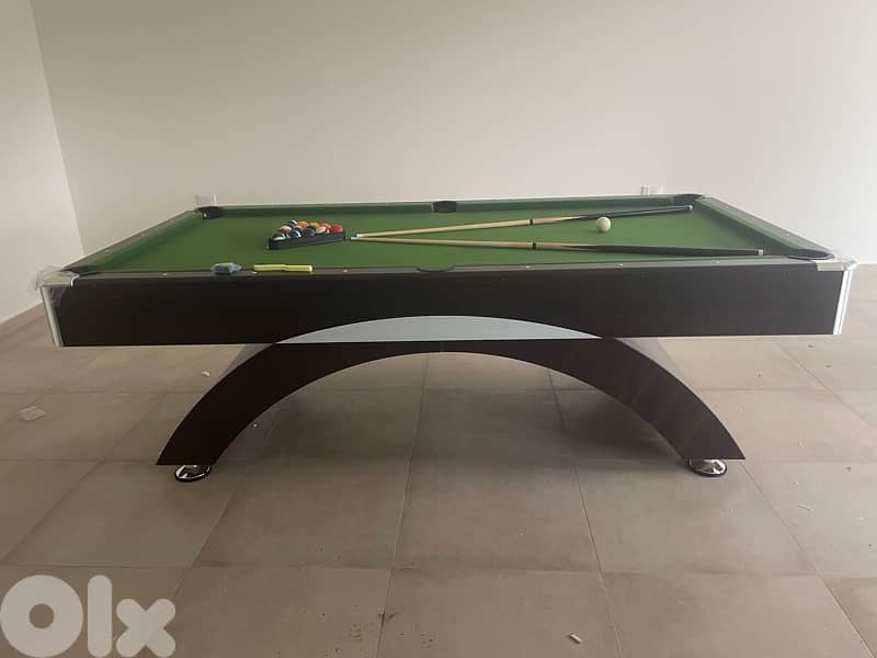 Rainbow Billiard Pool Table 8ft 4