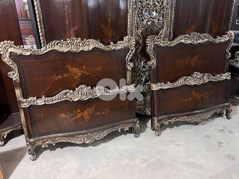 اوضة نوم تختين حفر خشب زان انتيك قديمة 9