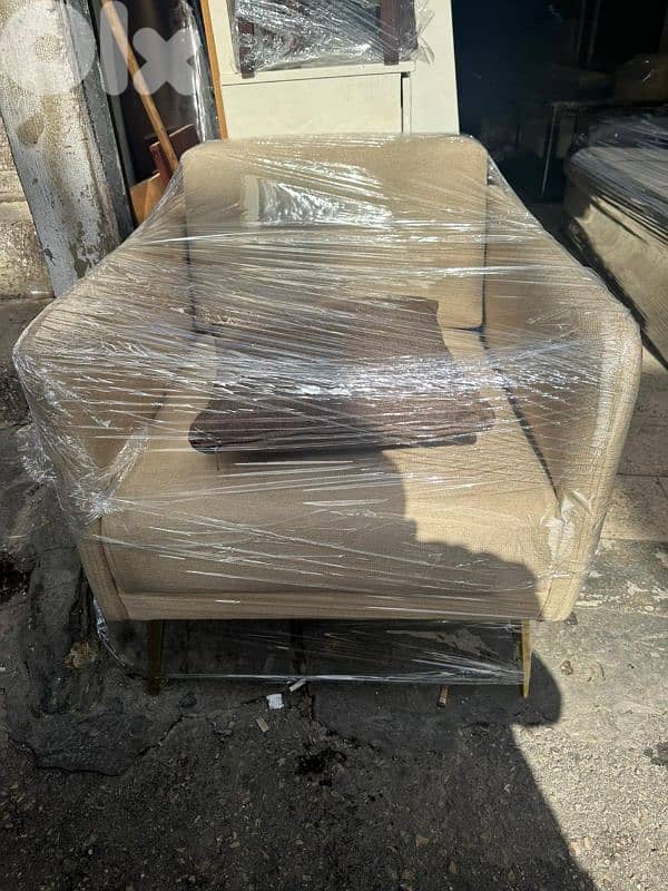 طقم كنبايات مودرن بصير تخت ثلاث قطع كتير نظيف 1
