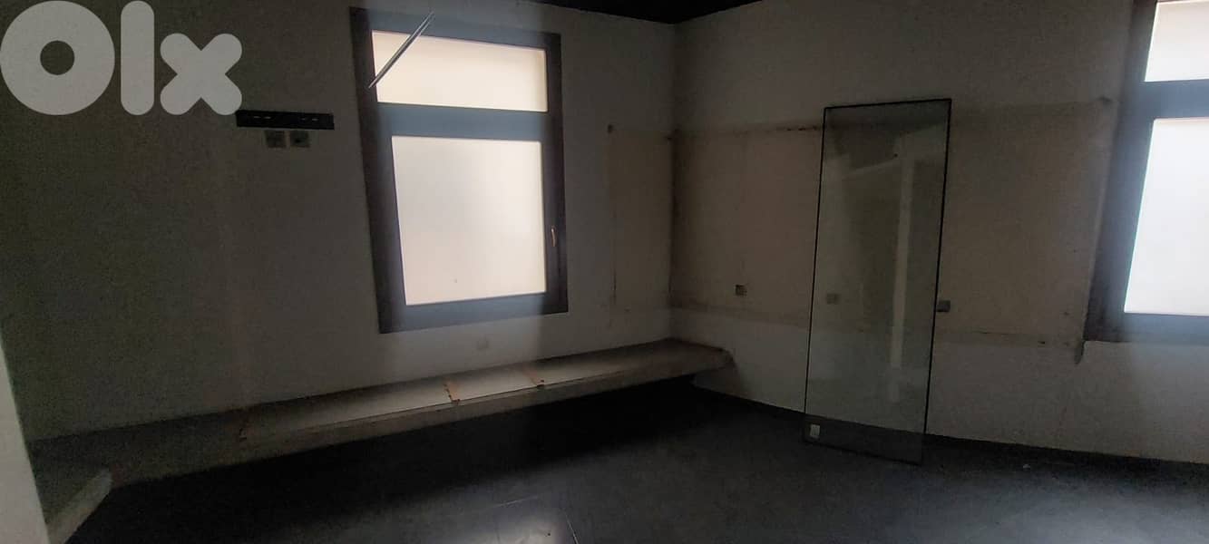 Building for Rent in Downtown Beirut- 823 SQMمبنى للإيجار في وسط بيروت 8
