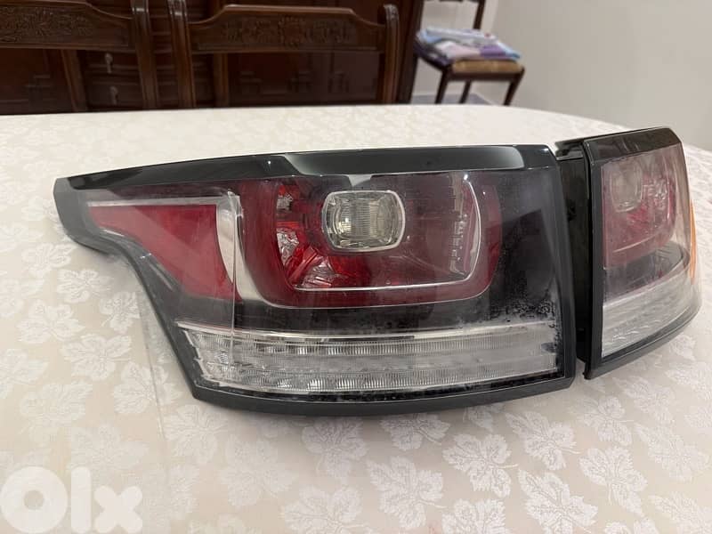 Range rover sport tail loght 1