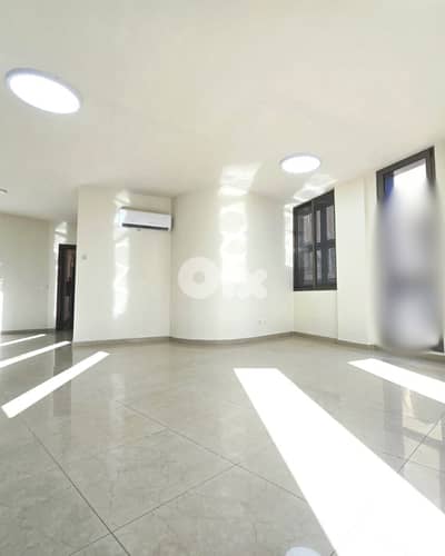 RAO26-4748 Office 70m for rent in Saifi – Beirut