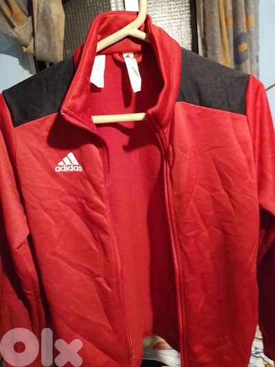 Adidas T-shirt