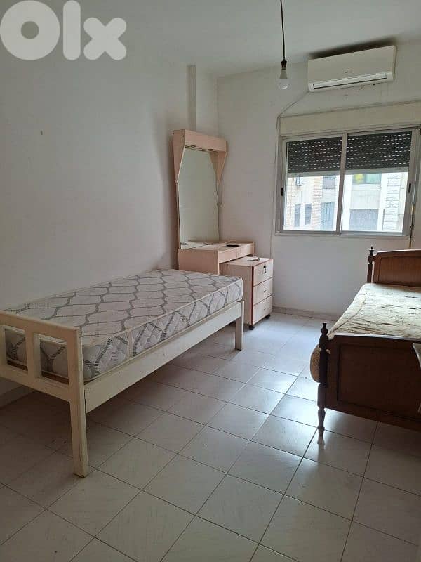 bedrooms 5