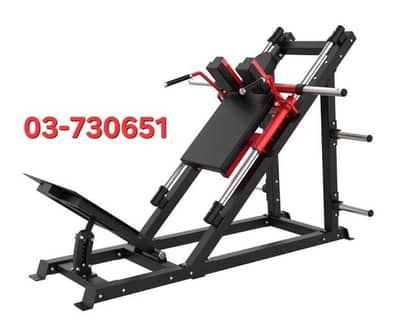squat machine