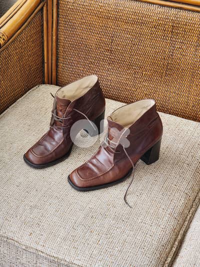 leather boots