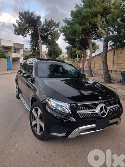Mercedes-Benz GLC-Class 2017 Clean Carfax Full Options