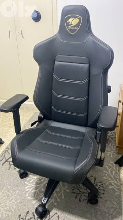 Brand New Cougar Armor Evo Royal Gaming Chair Black
