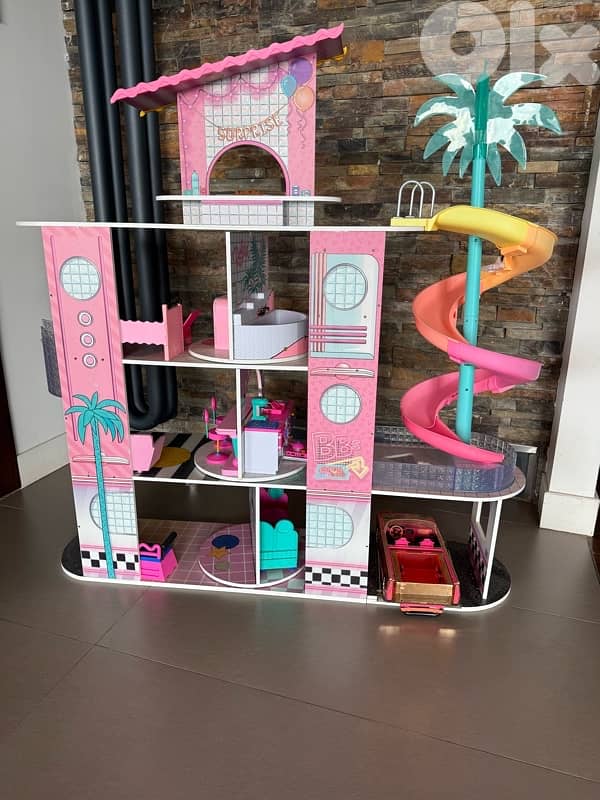 OMG house 1