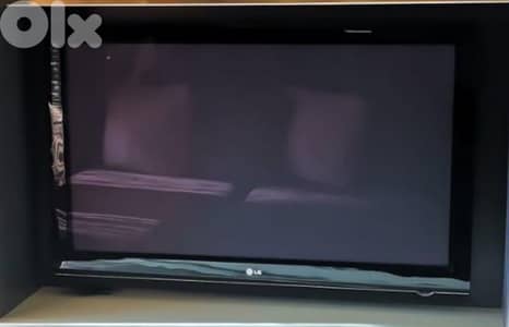 للبيع تلفزيون LG 50 Inch بحالة ممتازة تلفزيون إل جي  بشاشة كبيرة