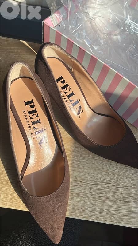suede pump size 36 worn once 2