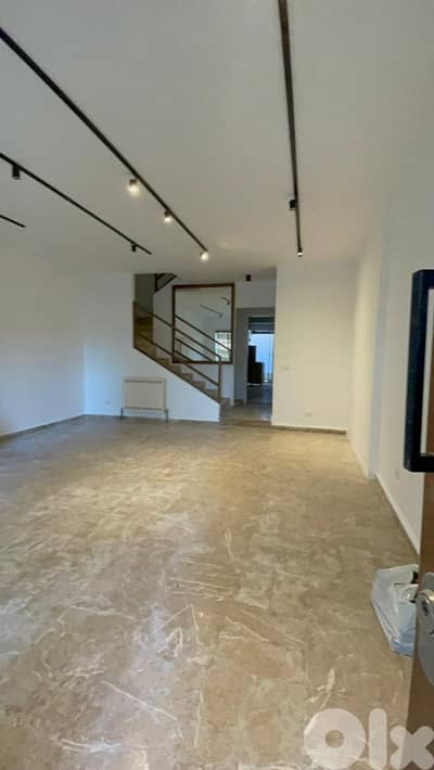 GMK253YAJ - Duplex For Rent In Ballouneh -  دوبلكس للإيجار في بلونة
