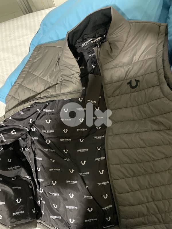 Brand new True Religion gilet  gray size L with tags — 100% authentic 1