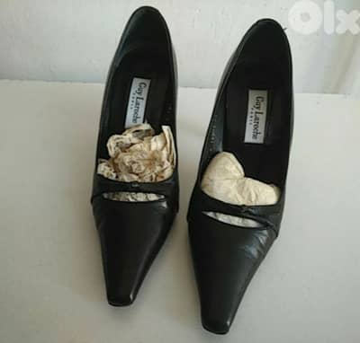 Guy Laroche shoes (knot,36) - Not Negotiable