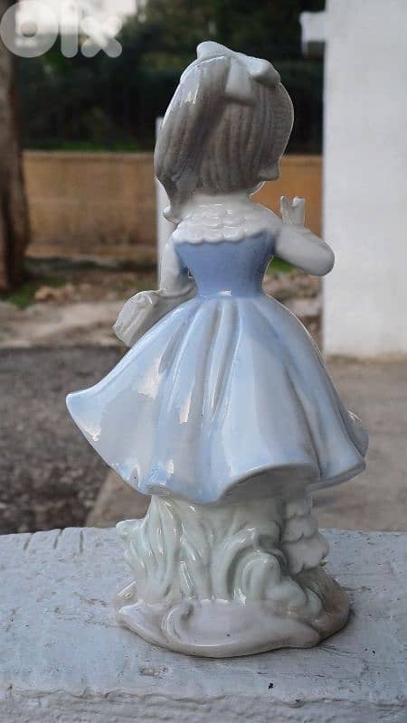 antique 6