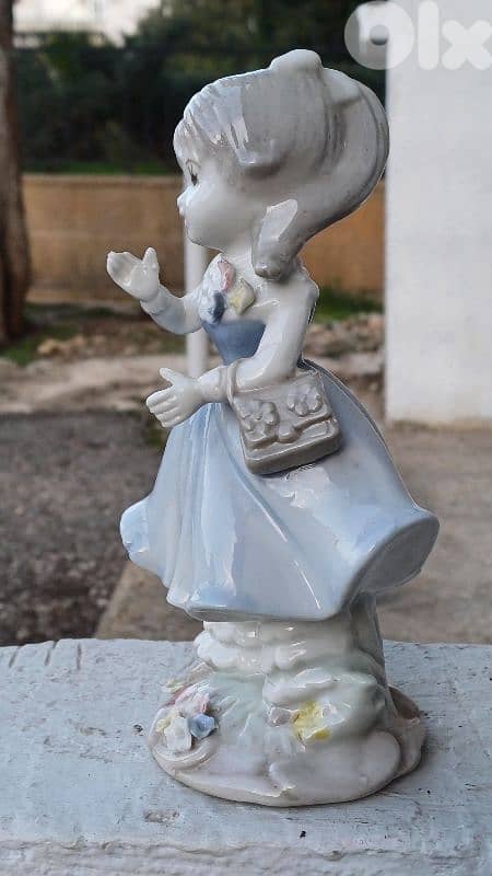 antique 7